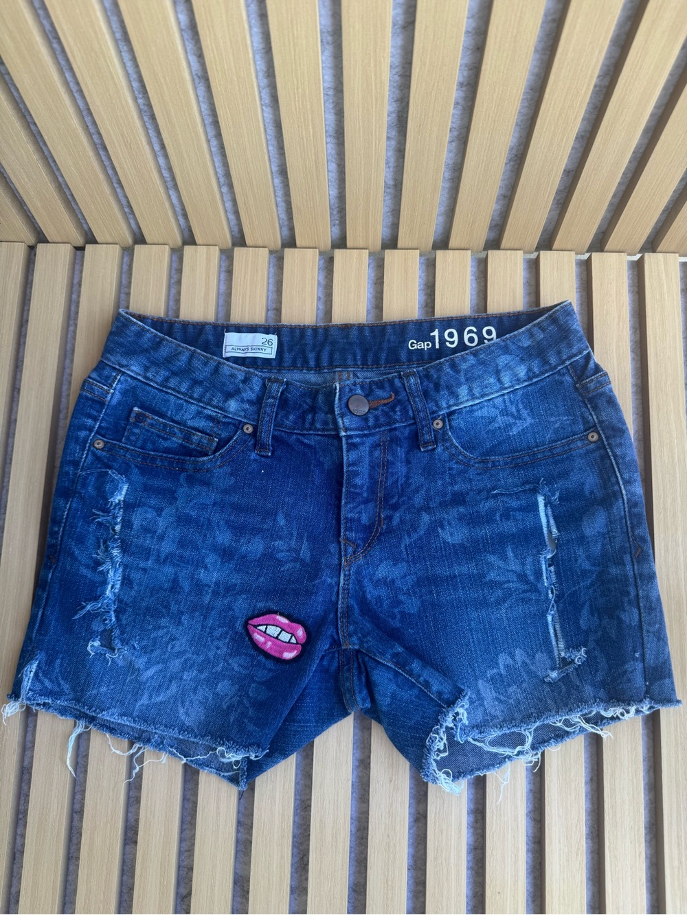 GAP Dark Blue Distressed Denim Shorts with Pink Lip Patch